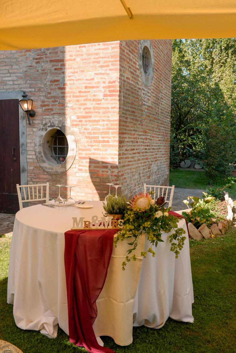 Villa Chiarelli, location, matrimonio, struttura, cerimonia simbolica, giardino, ricevimento, pranzo, cena, autunno, settembre, sposarsi